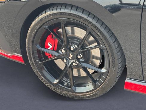 Certified 2026 Hyundai Elantra N FWD image 9