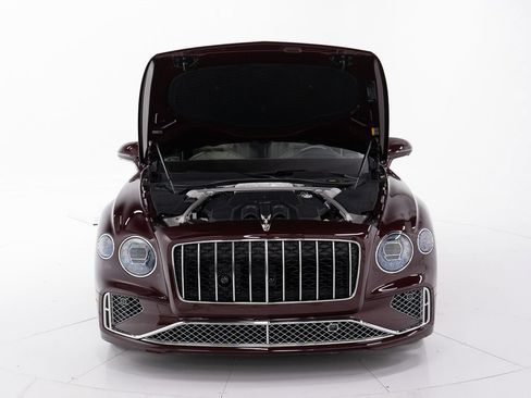 Used 2026 Bentley Flying Spur Plug-In Hybrid AWD/4WD image 49