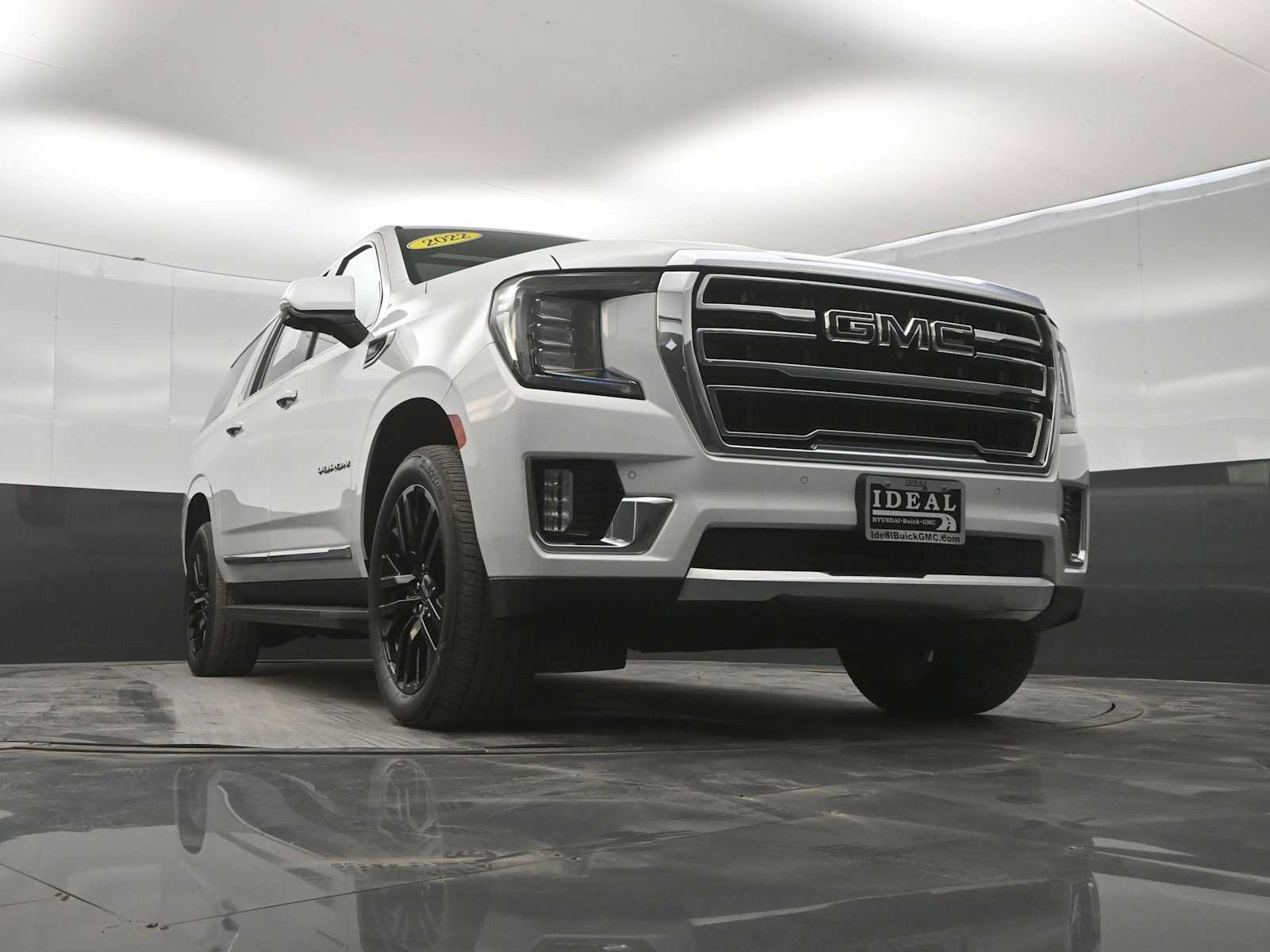 Used 2022 GMC Yukon XL SLT w/ SLT Premium Package AWD/4WD image 35