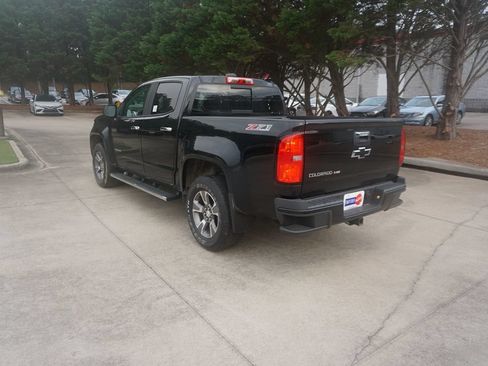 Used 2018 Chevrolet Colorado Z71 AWD/4WD image 19