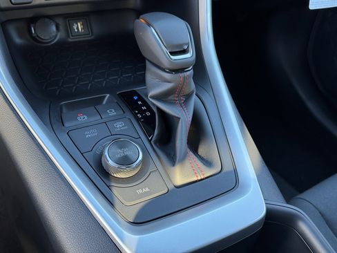 New 2025 Toyota RAV4 SE image 19