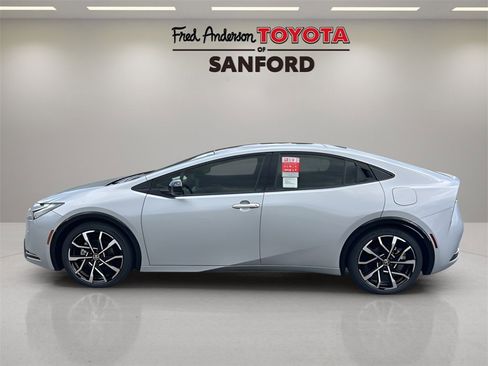 New 2025 Toyota Prius XSE image 20