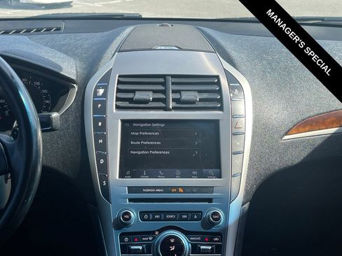 Used 2020 Lincoln MKZ Reserve w/ Luxury Package AWD/4WD image 23