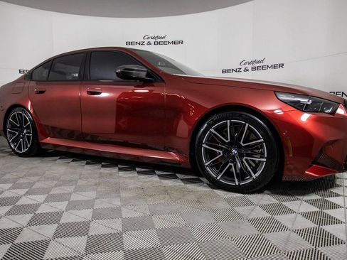 Used 2025 BMW M5 w/ Carbon Package image 3