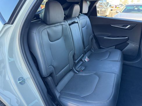 Used 2022 Kia EV6 Wind image 18