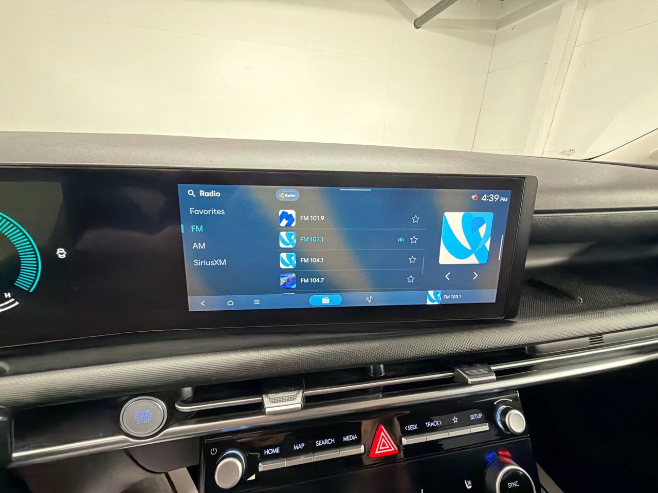 Used 2025 Hyundai Tucson SEL FWD image 13