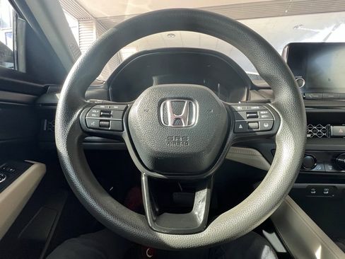 Used 2024 Honda Accord EX image 21