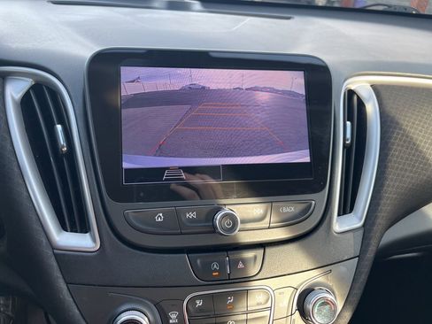 Used 2022 Chevrolet Malibu LT image 73