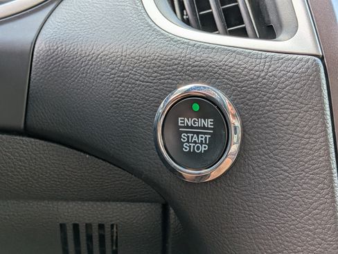 Used 2021 Ford Edge SEL AWD/4WD image 29