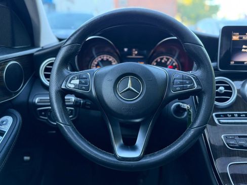 Used 2018 Mercedes-Benz C 300 4MATIC Sedan image 49