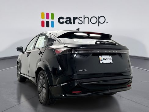 Used 2024 Nissan Ariya AWD image 3