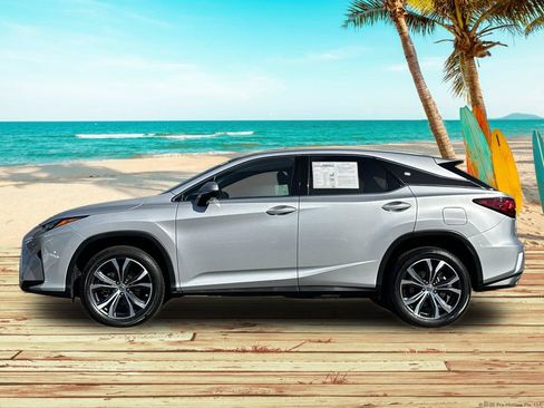 Used 2017 Lexus RX 350 FWD w/ Premium Package image 3