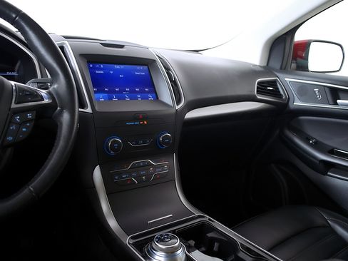 Used 2020 Ford Edge SEL w/ Convenience Package FWD image 31