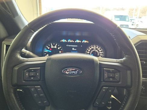 Used 2015 Ford F150 XLT w/ Equipment Group 302A Luxury image 27