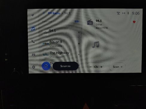 Used 2024 Toyota Corolla LE image 25