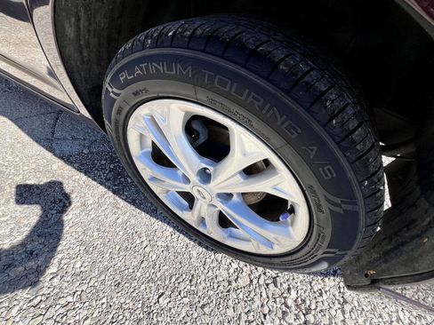 Used 2012 Ford Fusion SE image 4