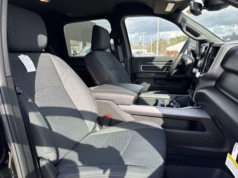 New 2026 RAM 2500 Big Horn AWD/4WD image 14