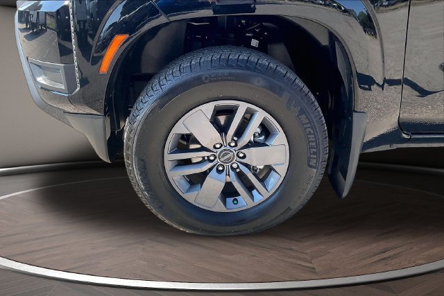 Certified 2026 Nissan Frontier SV w/ Tow Package AWD/4WD image 9