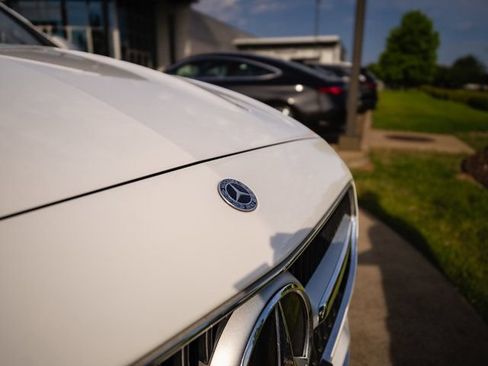 Certified 2025 Mercedes-Benz C 300 Sedan image 4