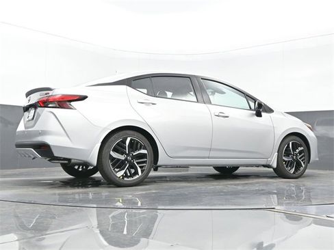 New 2025 Nissan Versa SR w/ Trunk Package image 25