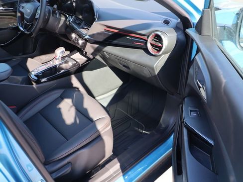 New 2026 Chevrolet Trax RS w/ Sunroof Package image 41