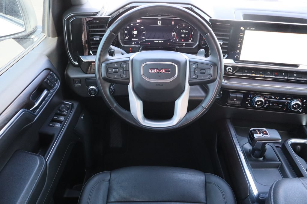 Certified 2024 GMC Sierra 1500 SLT w/ SLT Premium Plus Package RWD image 23