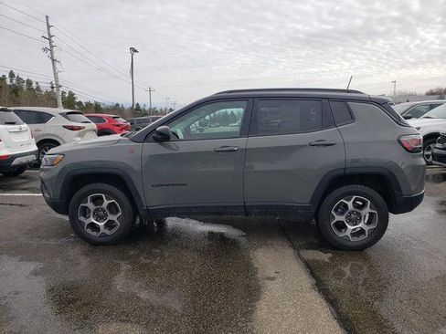 Used 2022 Jeep Compass Trailhawk w/ Trailhawk Elite Group image 7