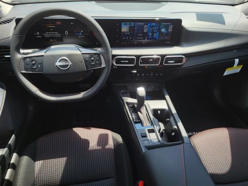 New 2027 Nissan Sentra SR w/ Floor Mat Package FWD image 14