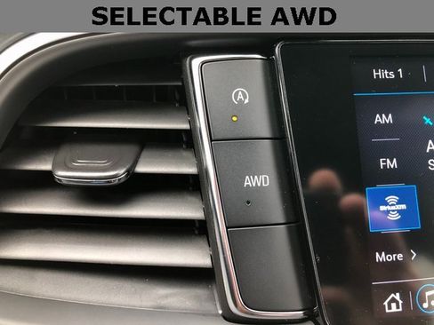 Used 2024 Buick Enclave Premium image 10