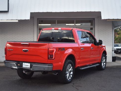 Used 2017 Ford F150 Lariat w/ Equipment Group 502A Luxury image 6