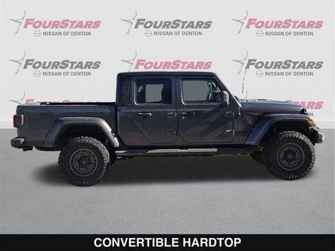 Used 2020 Jeep Gladiator Sport w/ Quick Order Package 24S image 3