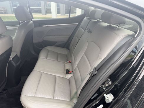 Used 2020 Hyundai Elantra Limited FWD image 7
