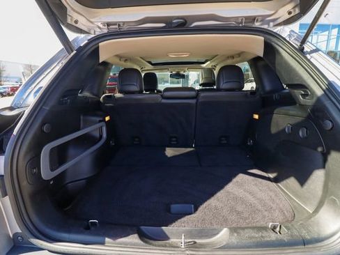 Used 2018 Jeep Cherokee Limited AWD/4WD image 42