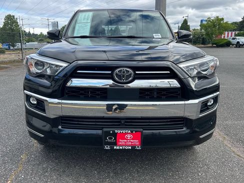Certified 2022 Toyota 4Runner Limited AWD/4WD image 2