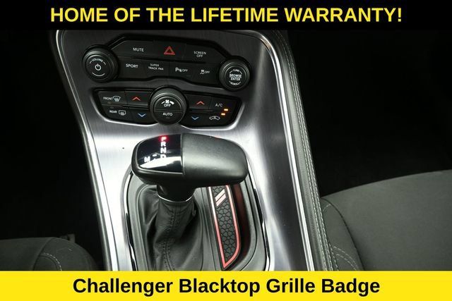 Used 2018 Dodge Challenger R/T w/ Blacktop Package RWD image 28