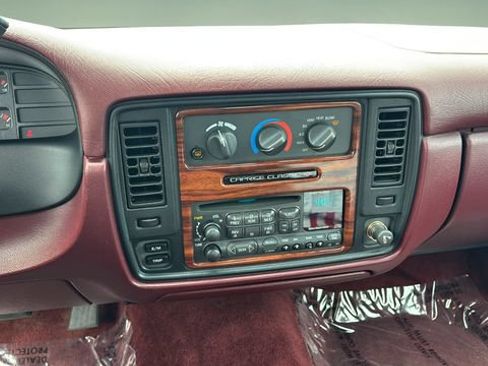 Used 1996 Chevrolet Caprice SS RWD image 23