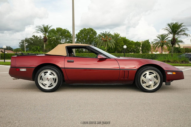 Used 1988 Chevrolet Corvette Convertible RWD image 21