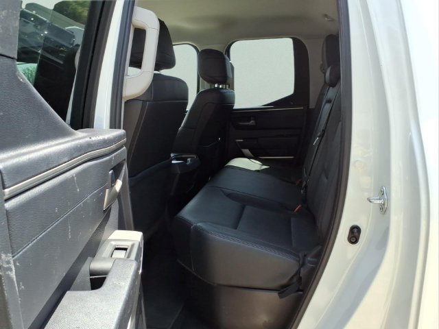 Used 2022 Toyota Tundra SR5 w/ SR5 Premium Package AWD/4WD image 22
