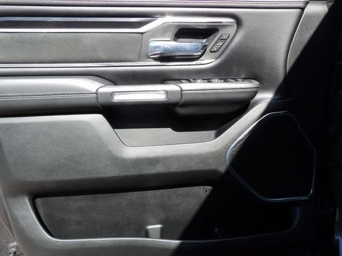 Used 2020 RAM 1500 Laramie w/ Sport Appearance Package AWD/4WD image 12