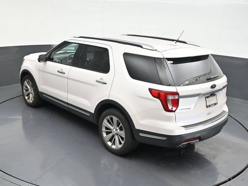 Used 2019 Ford Explorer Limited w/ Class III Trailer Tow Package FWD image 18