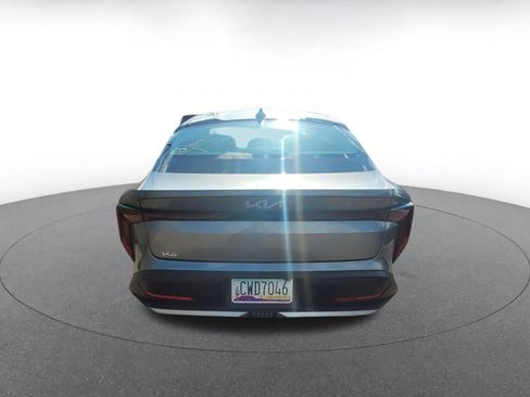 Used 2025 Kia K4 LXS image 6