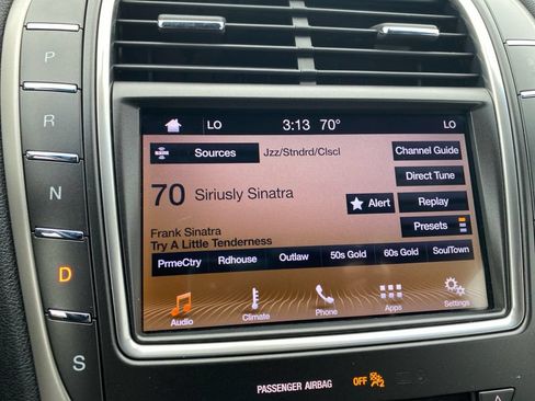 Used 2019 Lincoln Nautilus FWD image 39