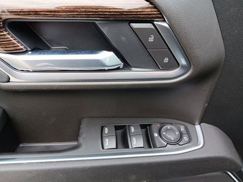 New 2026 GMC Sierra 1500 Elevation image 18