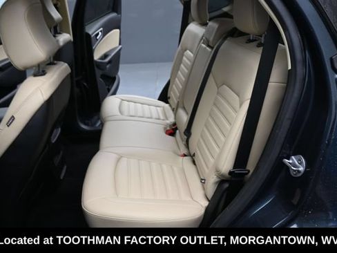 Used 2023 Ford Edge SEL AWD/4WD image 11