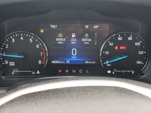 Used 2023 Ford Explorer XLT image 14