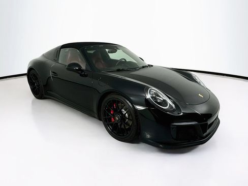 Used 2018 Porsche 911 Targa 4 GTS AWD/4WD image 4