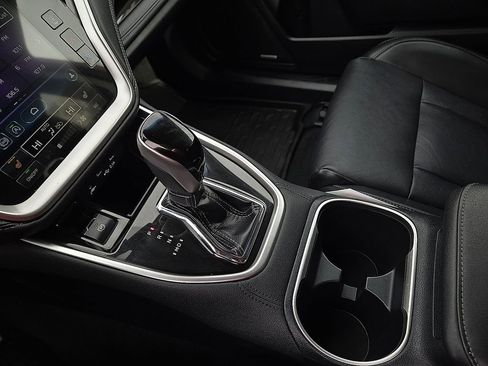 Used 2020 Subaru Outback Limited w/ Popular Package #2 image 21