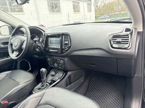 Used 2019 Jeep Compass Altitude image 31