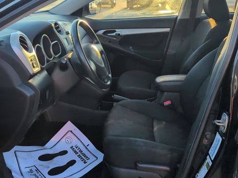 Used 2009 Pontiac Vibe AWD w/ Sun And Sound Package image 19