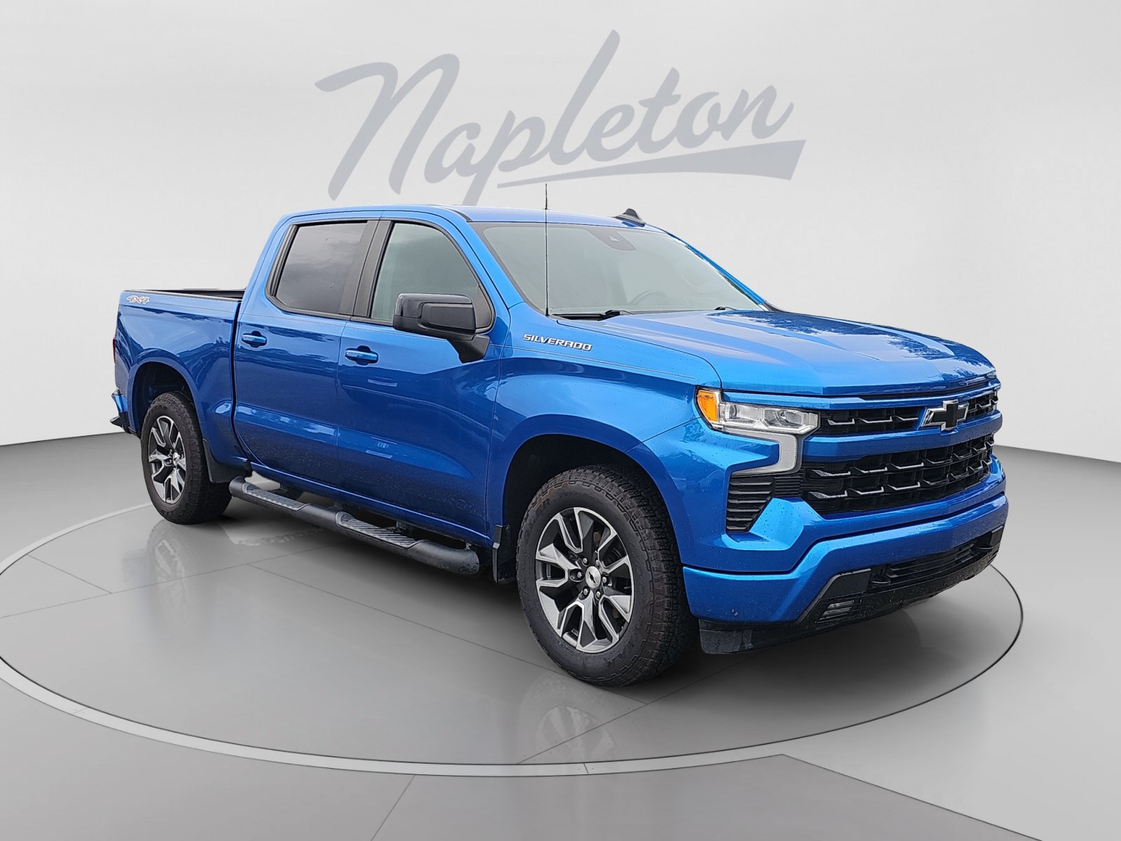 Used 2023 Chevrolet Silverado 1500 RST AWD/4WD image 8